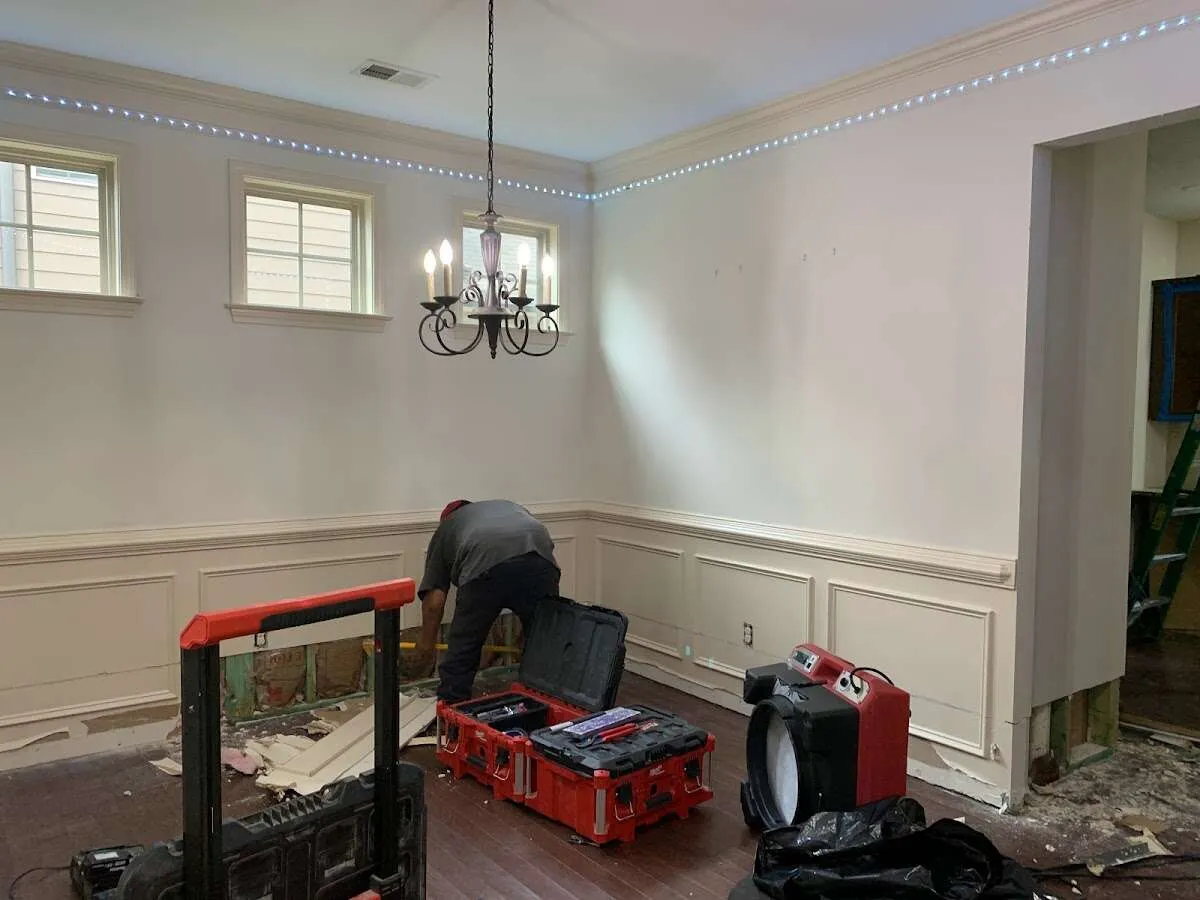Restoration technician with professional equipment in Walterboro